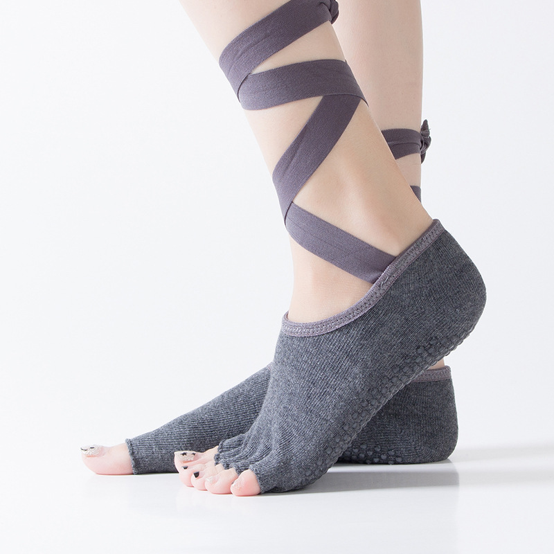 زوج واحد من جوارب اليوغا النسا - مراجعة Pilates Ankle Strap وسعره